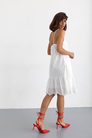 Лучшая альтернатива пышным платьям в летний сезон – легкий, элегантный сарафан . . фото 3