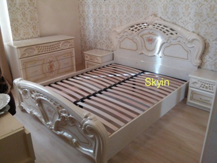 Пропонуємо класичне ліжко з різьбленням Кармен нова горіх.

Ціна вказана за дв. . фото 8