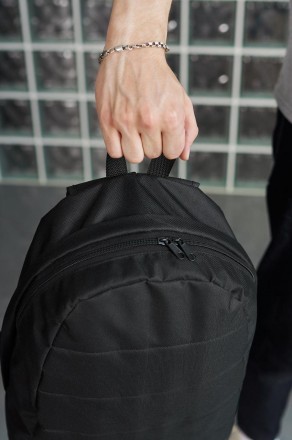 Чоловічий стильний рюкзак спортивний чорний Матрас без лого
- Розмір 47*33*18 см. . фото 6