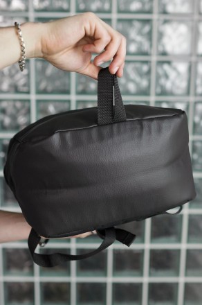 Чоловічий стильний рюкзак спортивний чорний Матрас без лого
- Розмір 47*33*18 см. . фото 7