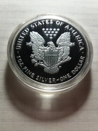1 долар Liberty США 2016 року. Монета нова. Капсула не відкривалася. Розмір: 40*. . фото 3