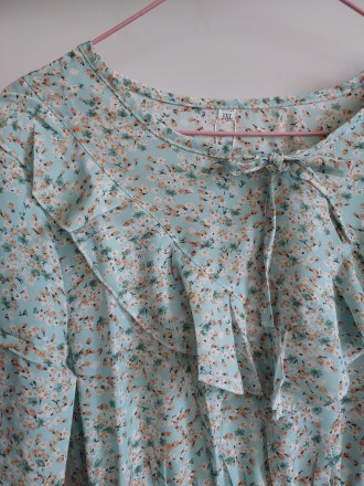 Легка тоненька літня жіноча сукня
Розмір S/M (вказаний розмір 3XL)
матеріал - по. . фото 7