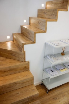 Ясенові сходи можуть бути чудовим вибором для вашого будинку завдяки міцності та. . фото 5