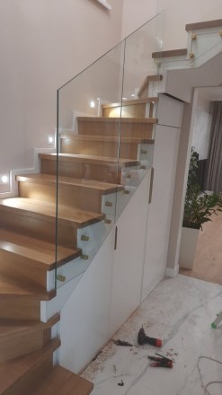 Ясенові сходи можуть бути чудовим вибором для вашого будинку завдяки міцності та. . фото 10