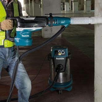 Перфоратор Makita HR 5212 C:
переваги
	
	2 режими роботи: свердління з довбанням. . фото 3