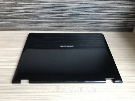 Часть корпуса крышка матрицы к ноутбуку Samsung R60. Есть следы от эксплуатации.. . фото 5