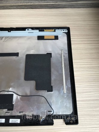 Часть корпуса крышка матрицы к ноутбуку Samsung R60. Есть следы от эксплуатации.. . фото 8