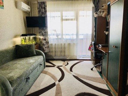 Продам видовую 1 комнатную квартиру на Тополь 2. Днепр. фото 1