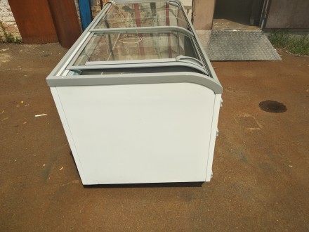 Морозильна скриня бонетного типу AHT Paris 210, низькотемпературна, з гнутим скл. . фото 8