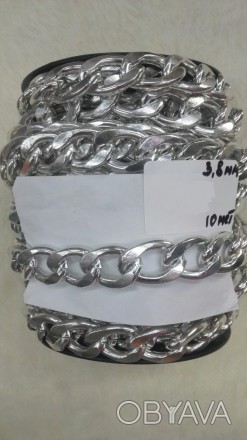 Металева декоративна ланцюг Срібло 10 м*3,8 мм
Ланцюжки металеві є у великому ас. . фото 1