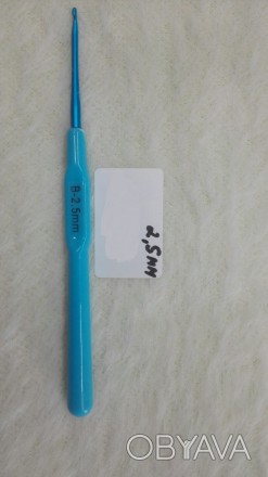 Гачок для в'язання з блакитний ручкою 2,5 мм
Сьогодні дуже популярними стають аж. . фото 1