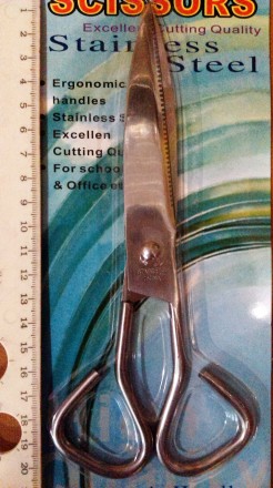 Ножницы швейные металлические обеспечивают надежность работы на кухне, офисе, шк. . фото 3