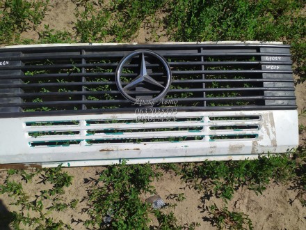 Панель передня/решітка радіатора Mercedes-Benz REX 609-711 000041064. . фото 2