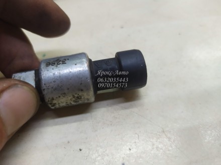 Датчик тиску кондиціонера RENAULT MEGANE III SANDERO STEPWAY (2009-2015) 0000411. . фото 5