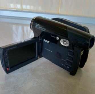 Продам рабочую видеокамеру Samsung VP-DC175WB. Пишет на карту памяти и на MiniDV. . фото 7