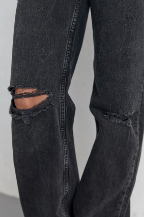 Рваные джинсы не выходят из моды и являются идеальным вариантом для прогулки, ак. . фото 5