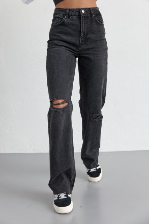 Рваные джинсы не выходят из моды и являются идеальным вариантом для прогулки, ак. . фото 8