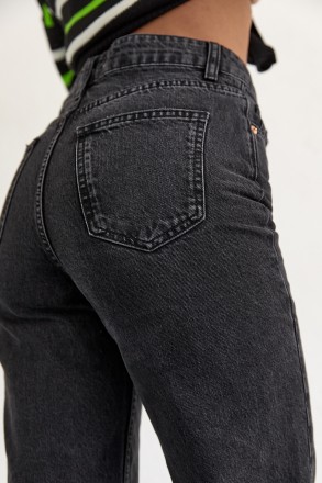 Джинсы Straight – это джинсовые брюки с прямым кроем, которые идеально подходят . . фото 5
