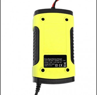 Интеллектуальное зарядное устройство для автомобильного аккумулятора в автоматич. . фото 3