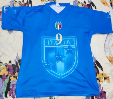 Ретро футболка Italian National Team, Vieri, размер-L, длина-70см, под мышками-5. . фото 2