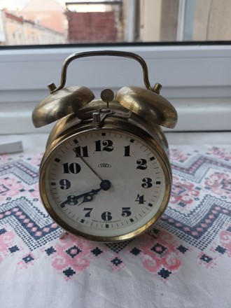 Продам годинник-будильник виробництва Чехословакії . Рік виробництва 1968-1970рр. . фото 4