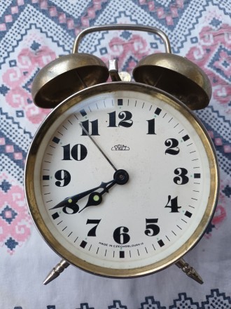 Продам годинник-будильник виробництва Чехословакії . Рік виробництва 1968-1970рр. . фото 2