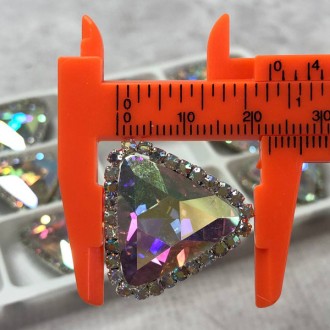 Стрази скляніМатеріал: скло, основа металКолір кристал з покриттям АВРазмір: 23х. . фото 5