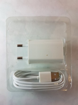 Опис аксесуара
Якісний комплект:
Універсальний зарядний пристрій + USB-кабель — . . фото 4