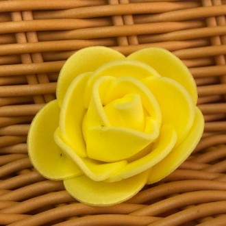 Роза латексная (фоамиран) Материал: фоамиран Цвет: на фото и в названии Продаетс. . фото 2