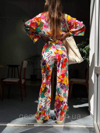 
Льняной костюм рубашка+штаны цветочный принт
Параметры:
S: ОГ до 96 см, талия 6. . фото 11
