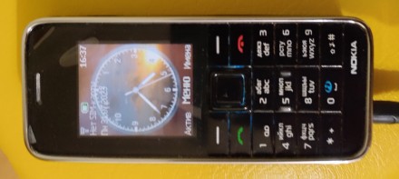 Телефон Nokia 3500 Classic, заменен корпуса телефона, лицевая сторона в пленке. . . фото 2