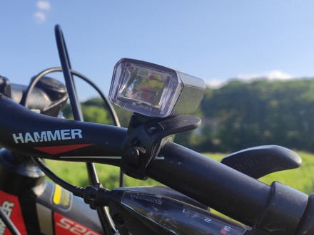 Велосипедний світлодіодний ліхтар XY-025 з вбудованим акумулятором 500 mAh
• Ком. . фото 4