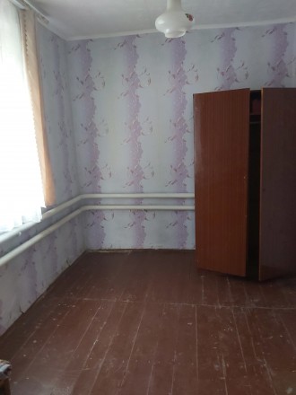 Продам дом в 40 км от Запорожья и Вольнянска. В доме газ, свет вода, есть печено. . фото 6