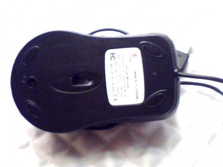 Прдается мышка
проводная, световая:
№1 Logitech M 90(m-u0026)
размеры, мм 62 . . фото 7