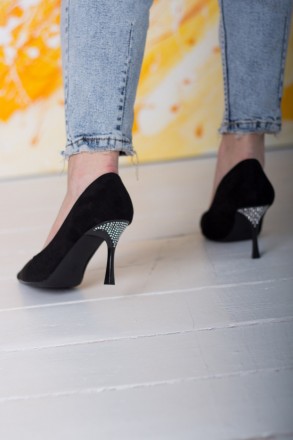 Женские туфли черные Calvin 2643 Туфли женские выполнены из искусственной замши.. . фото 4