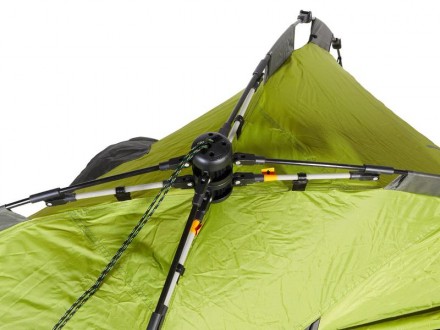 Двуслойная дуговая палатка с полуавтоматическим быстро сборным каркасом. Внутрен. . фото 8