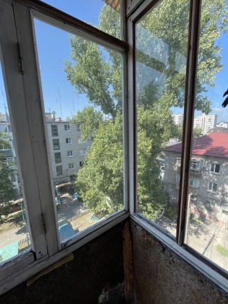Продаж двокімнатної квартира у центрі м. Кременчук. Квартира у скромному жилому . . фото 5