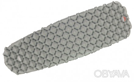 Компактный и ультралегкий надувной коврик из прочной нейлоновой армированной тка. . фото 1