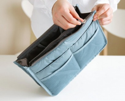 Органайзер для сумки на блискавці блакитний
Як не крути, а у більшості дівчат ві. . фото 4