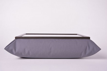 Размер: 47х37х13см
Вес: 990 грамм
Этот столик на подушке можно использовать при . . фото 4