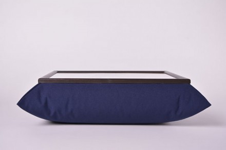 Цей столик на подушці можна використовувати при роботі в ліжку і на дивані, з ни. . фото 4