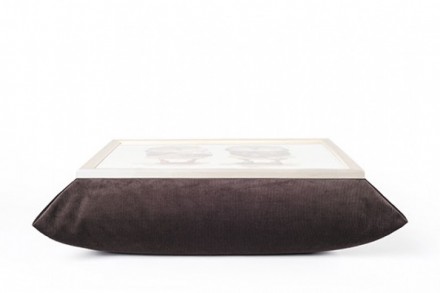 Цей столик на подушці можна використовувати при роботі в ліжку і на дивані, з ни. . фото 5