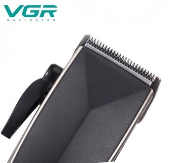 Машинка для стриження волосся VGR-033
Машинка для стриження волосся VGR V-033 об. . фото 8
