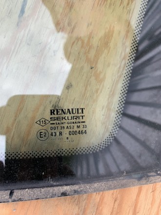 В наявності скло заднє глухе Renault Scenic 1
Без пошкоджень 
Є ліве та праве 
Ц. . фото 5