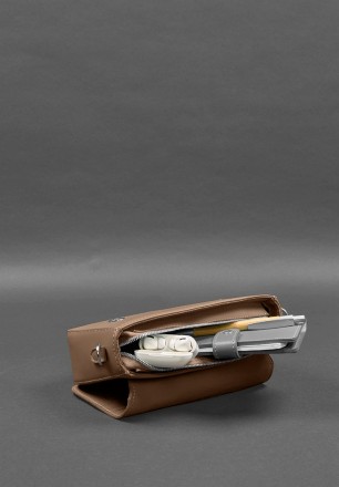 Жіноча шкіряна сумка Mary карамель - це неперевершений аксесуар, створений з міц. . фото 10
