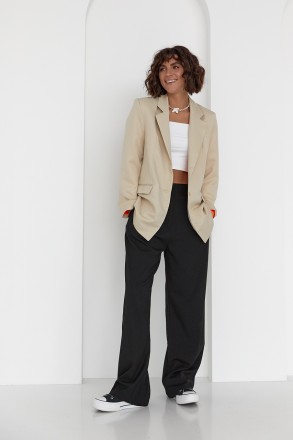 Этот стильный женский пиджак станет альтернативой легким курткам и кардиганам в . . фото 8