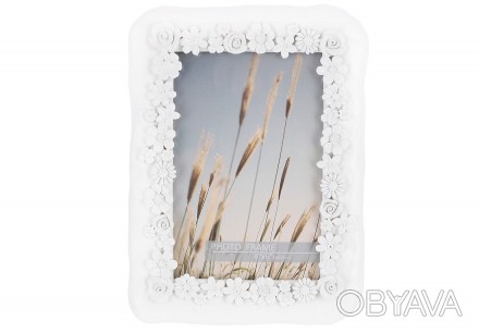 Рамка для фото размера 10*15см в стиле Прованс с объемными цветами, цвет - белый. . фото 1