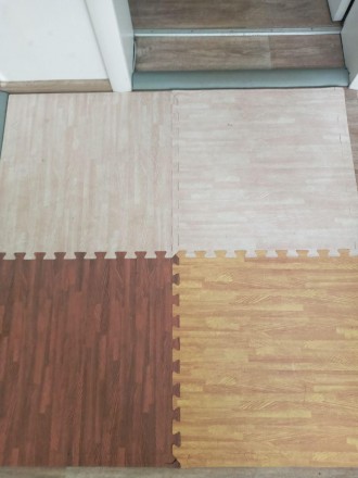 Покриття підлогове модульне «Пазл» являє собою модульні плити з вирізаними замка. . фото 4