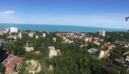 Однокомнатная квартира с панорамным видом на Французском бульваре.. Одесса. фото 1 Однокомнатная квартира с панорамным видом на Французском бульваре.. Одесса. фото 1