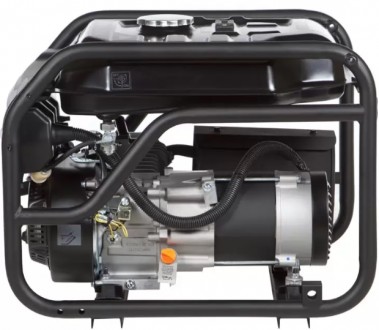 Бензиновый генератор HHY 3050F от Hyundai является портативным генератором мощно. . фото 4